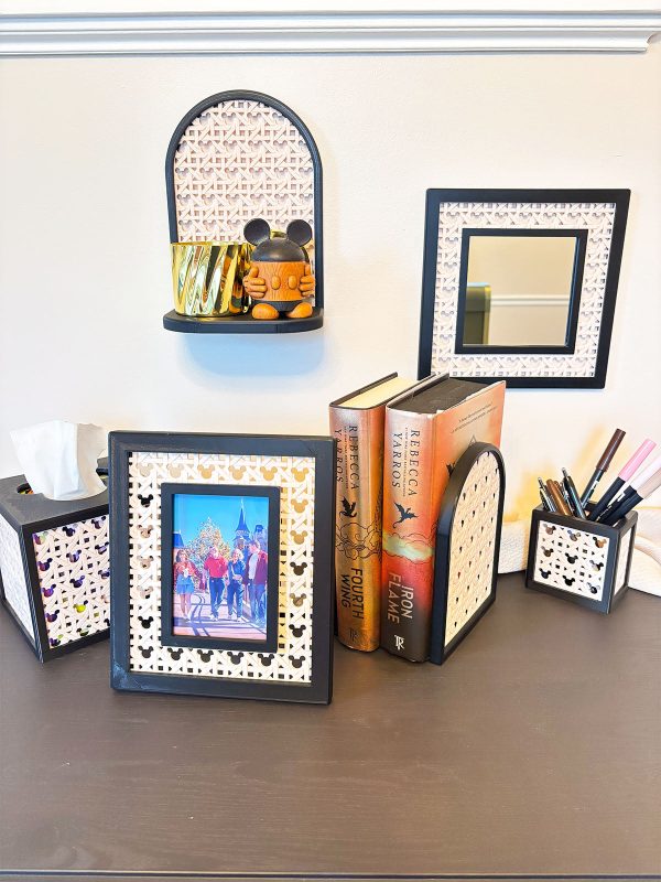 Mouse Rattan Picture Frame For Cheap