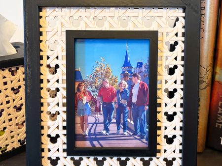 Mouse Rattan Picture Frame For Cheap