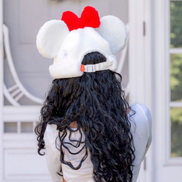 Minnie Snowman Sherpa Beanie Supply